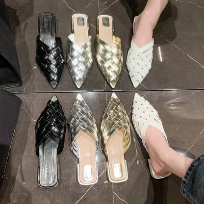 Schicker Slipper mit Webmuster